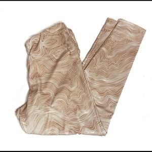 BCBGMAXAZRIA dusty rose/ tan swirl performance leggings size L